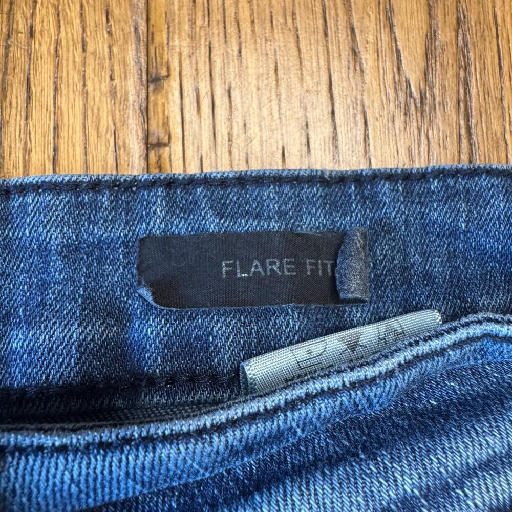 Judy Blue Flare Fit Jeans Womens 11/30 Med Wash Denim Stretch High Rise - Picture 2 of 8